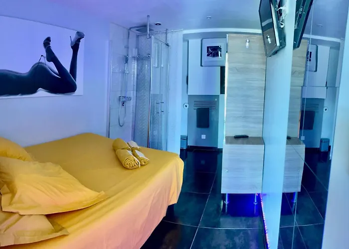 Le C 69 Cap D'agde Naturiste Apartment