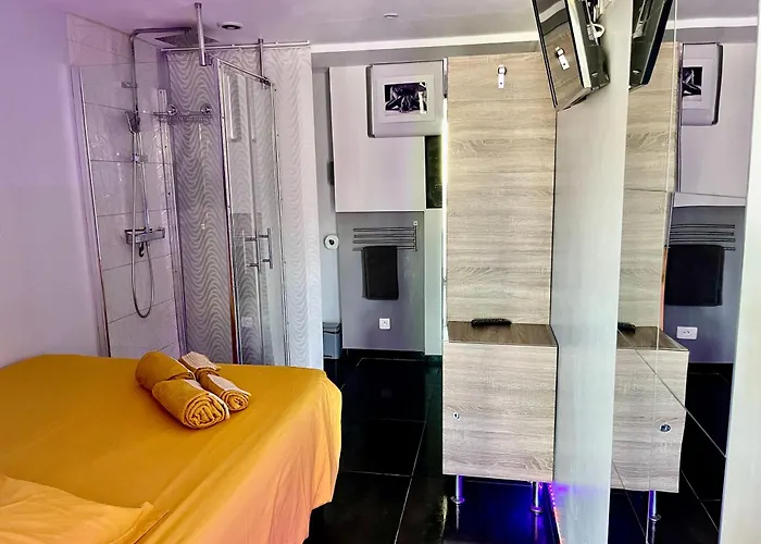 Le C 69 Cap D'agde Naturiste Apartamento *